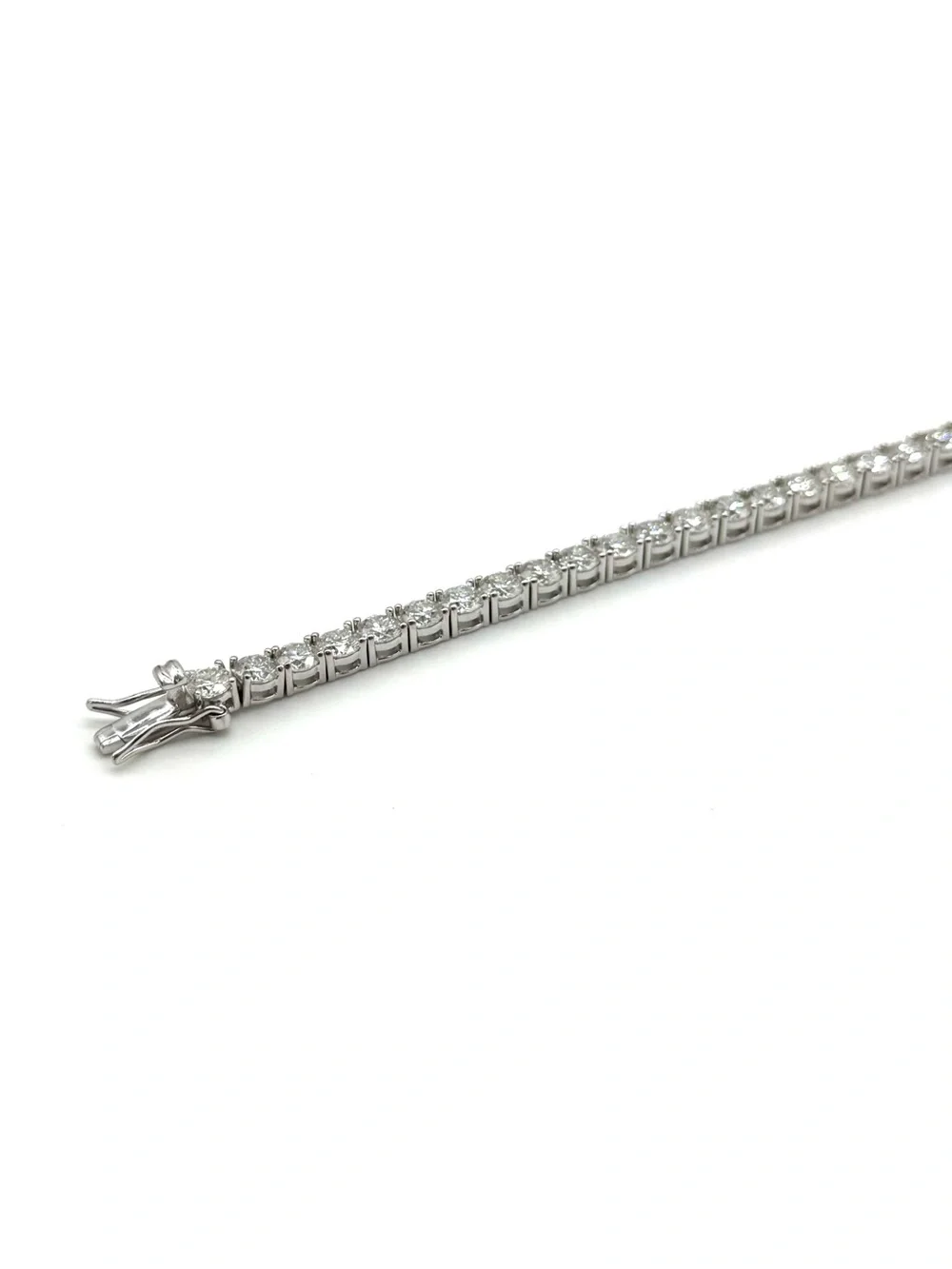 925 Silver, 11.7CTW - 15.0CTW, 4MM Moissanite Tennis Bracelet